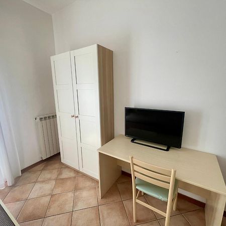 Il Casolare Della Cascata Hotel Терни Стая снимка