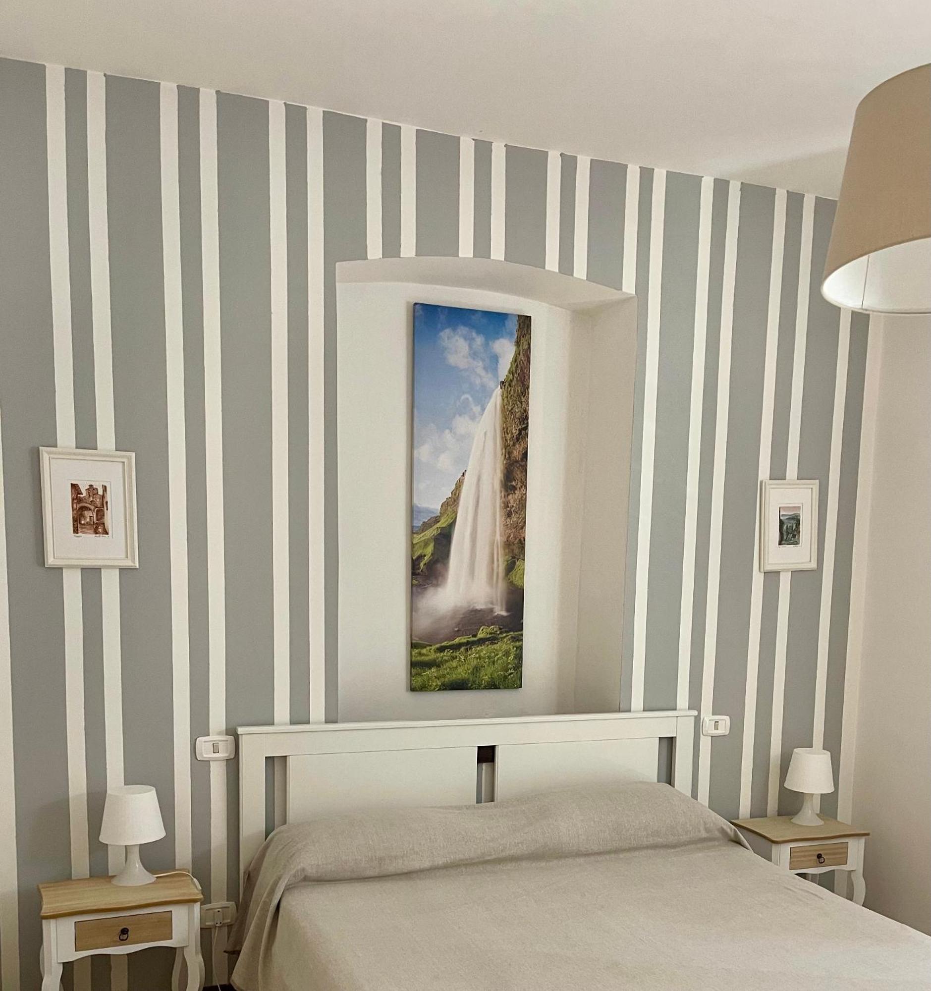 Il Casolare Della Cascata Hotel Терни Стая снимка