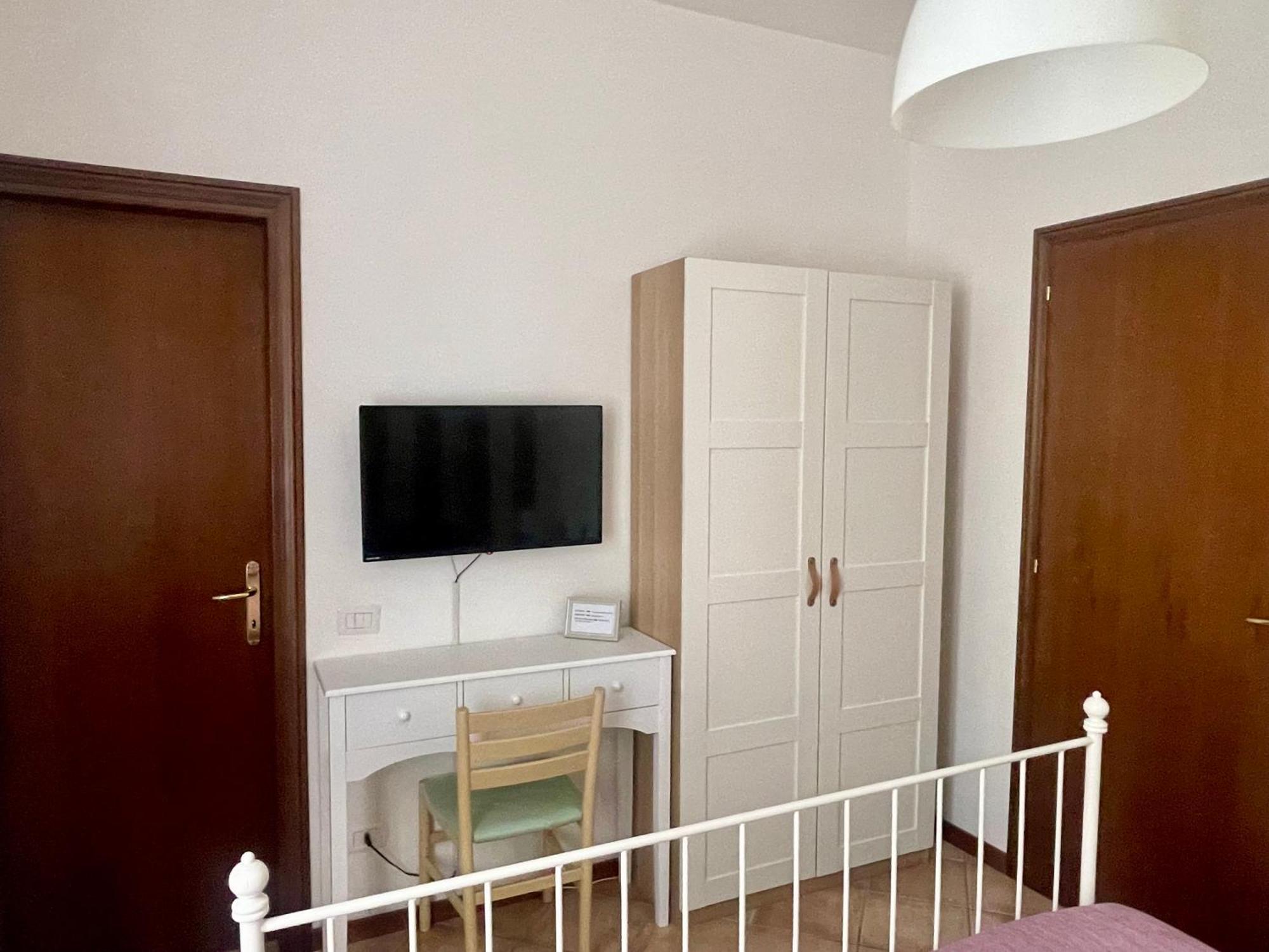 Il Casolare Della Cascata Hotel Терни Стая снимка